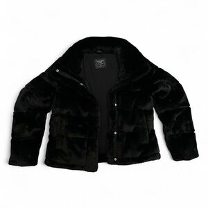 Black faux fur puff coat